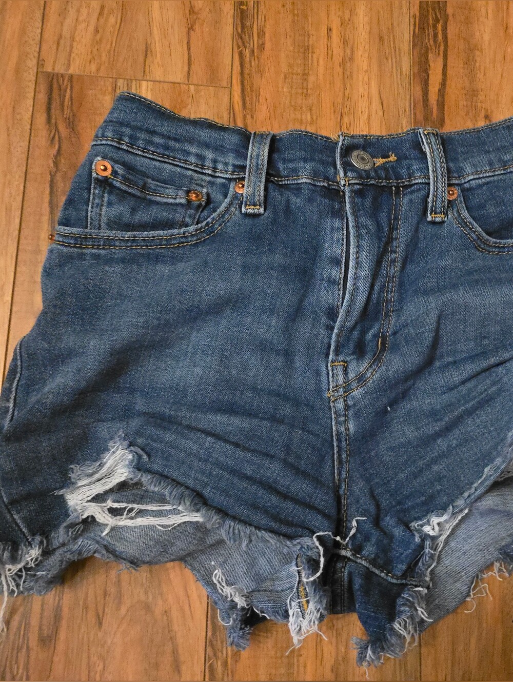 LEVI'S Shorts